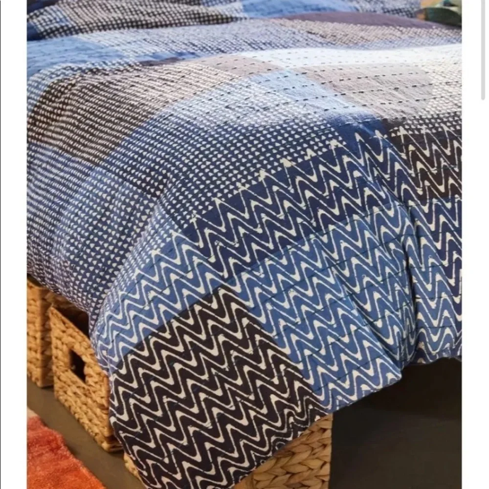 New Urban Outfitters Noa Duvet Cover